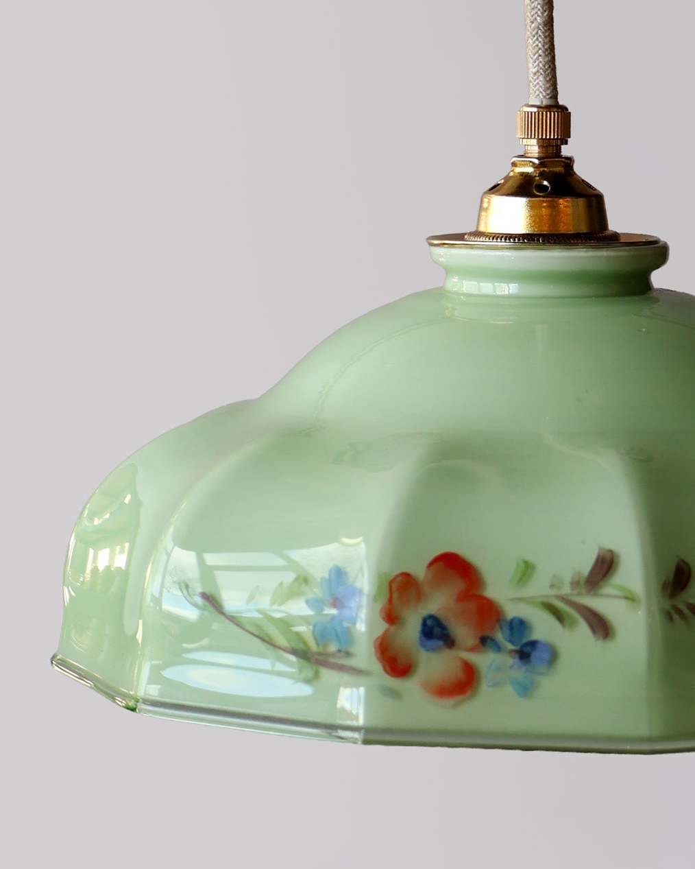 Vintage hanglamp van Lambje met groen
opaline glas