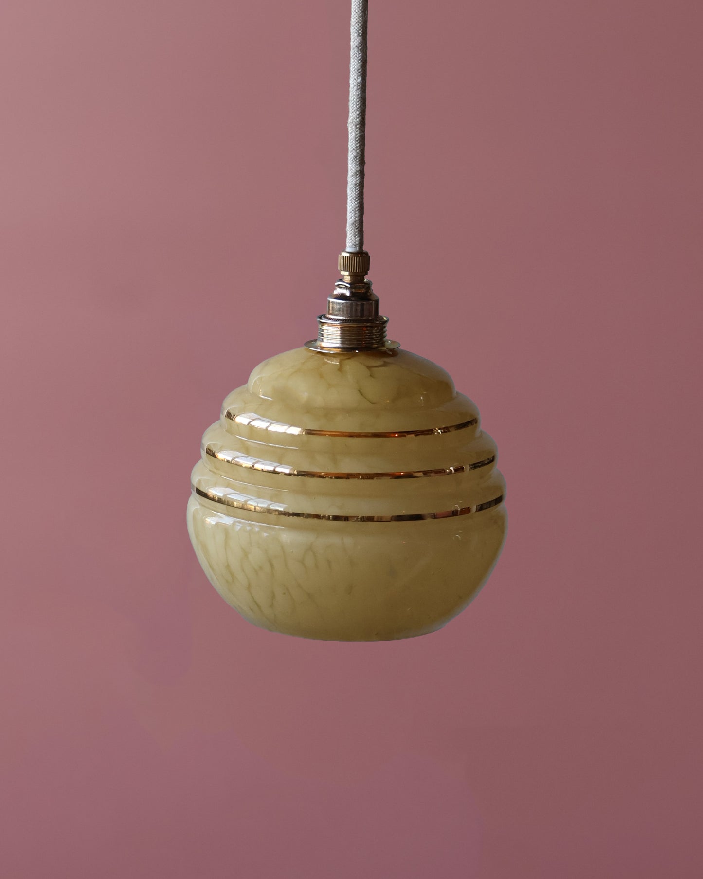 amber vintage lampje van clichy glas
