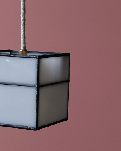 wit vintage lampje van tiffany stijl glas