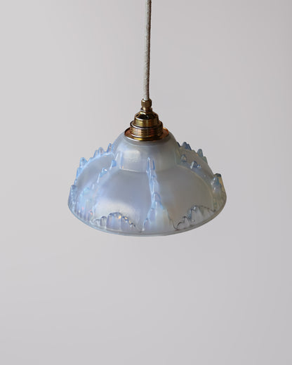 Vintage hanglamp van Lambje met blauw gematteerd glas