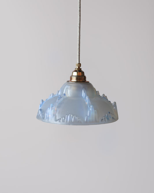 Vintage hanglamp van Lambje met blauw gematteerd glas