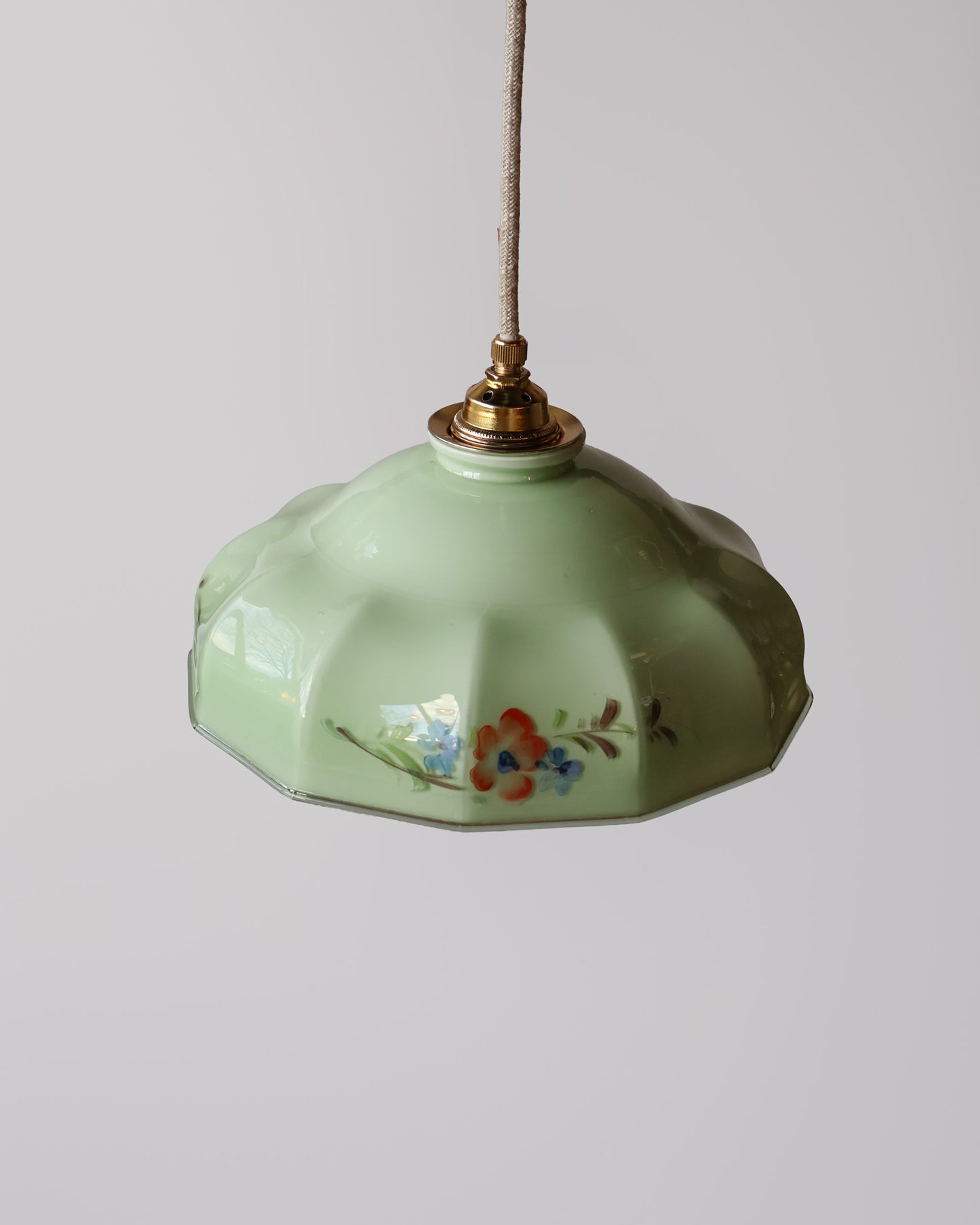 Vintage hanglamp van Lambje met groen 
 opaline glas